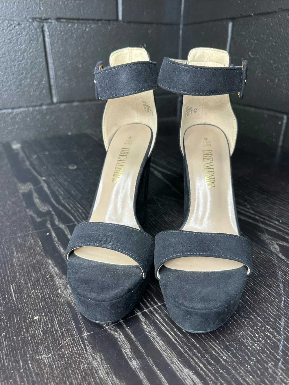 Dream Pairs brand - Black Platform Ankle-Strap High Heels Women’s size 6